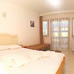 Hotel Selimhan 3*